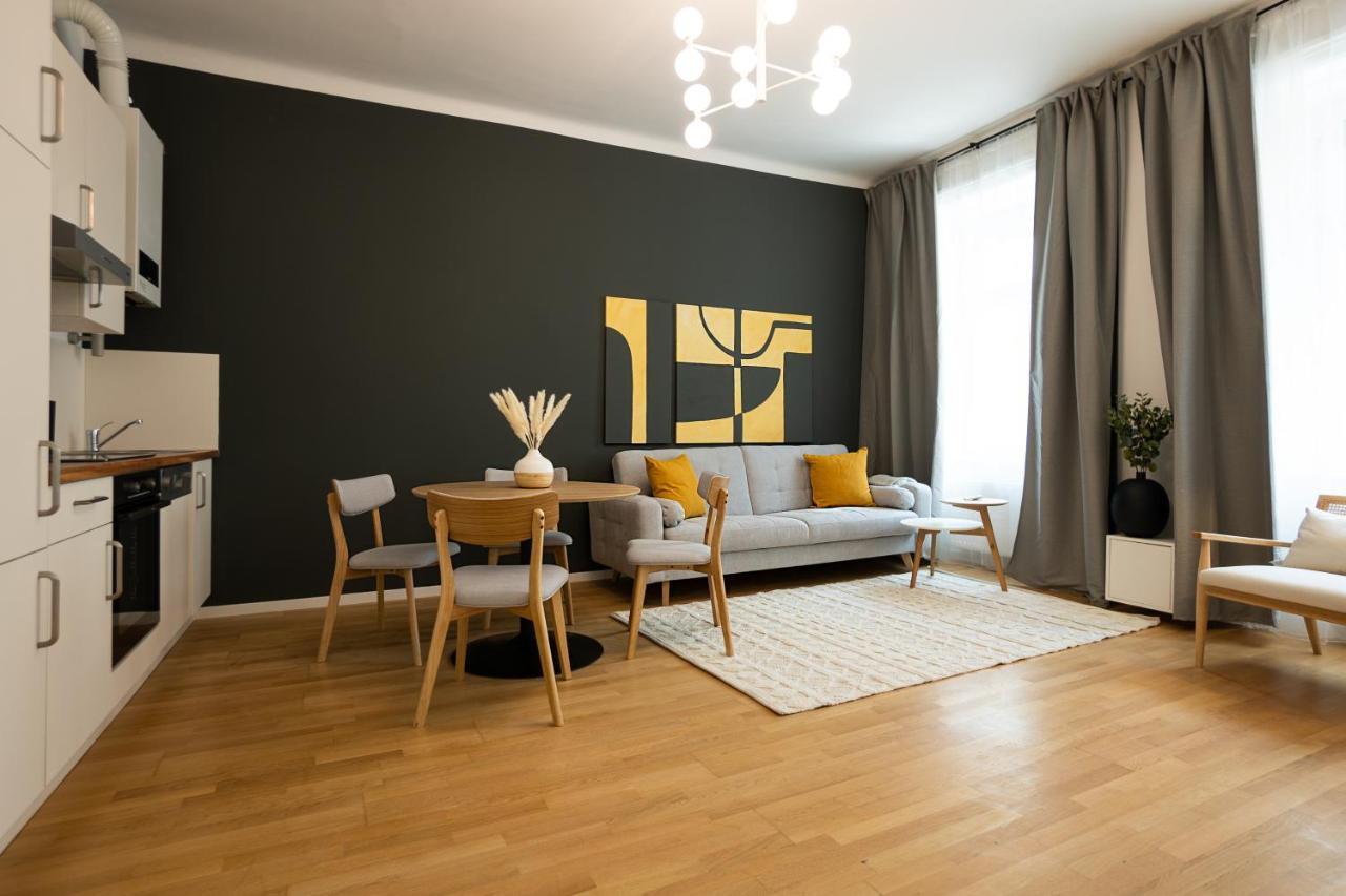 וינה Aesthetic Newly Renovated Apartment Located Near Belvedere Castle, 15 Minutes From Stephansplatz מראה חיצוני תמונה