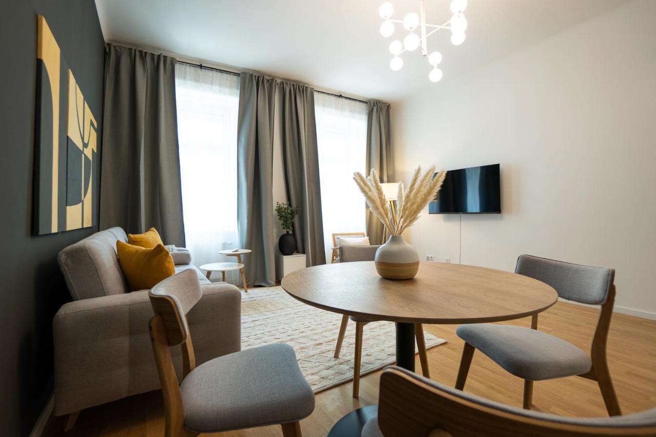 וינה Aesthetic Newly Renovated Apartment Located Near Belvedere Castle, 15 Minutes From Stephansplatz מראה חיצוני תמונה