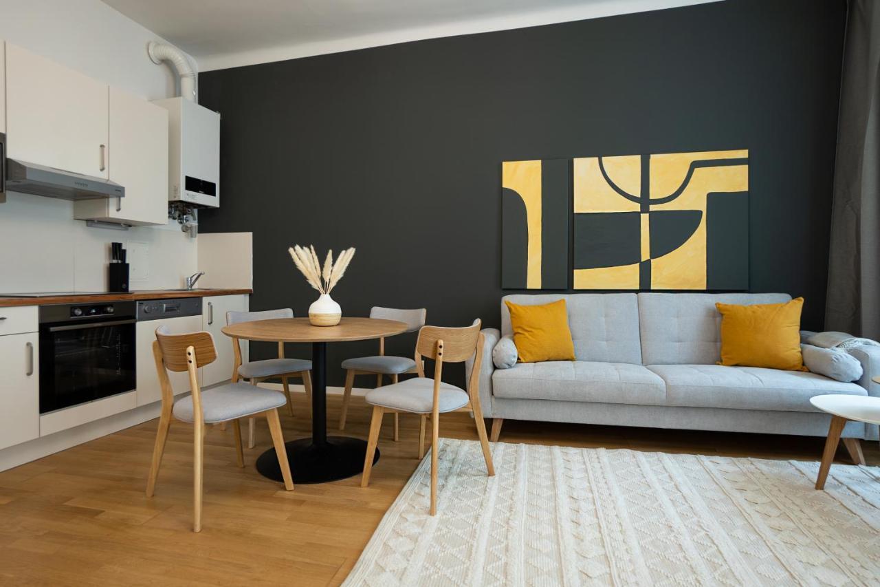 וינה Aesthetic Newly Renovated Apartment Located Near Belvedere Castle, 15 Minutes From Stephansplatz מראה חיצוני תמונה